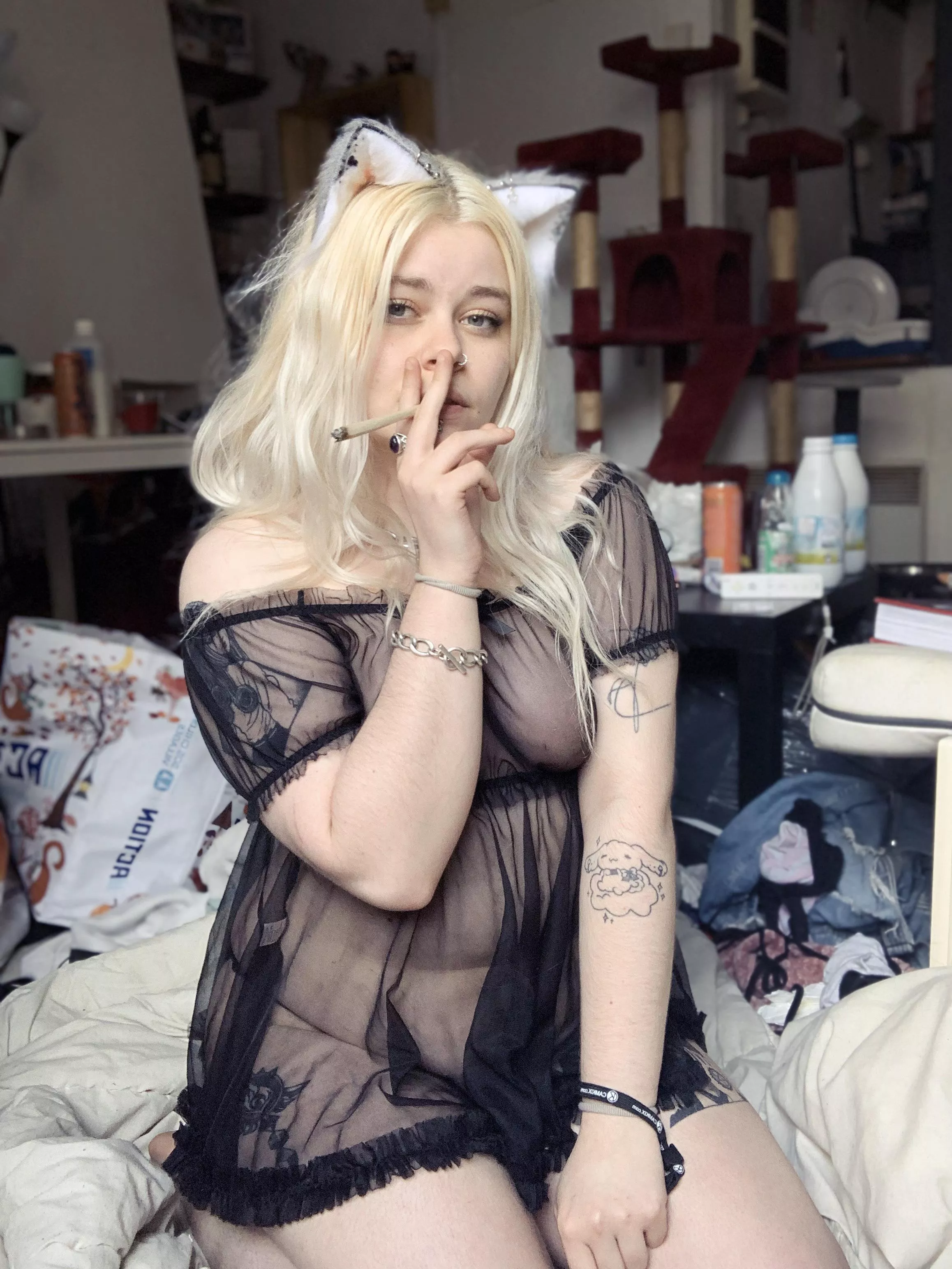 happy 420 ✨🍀 posted by dead_x_star