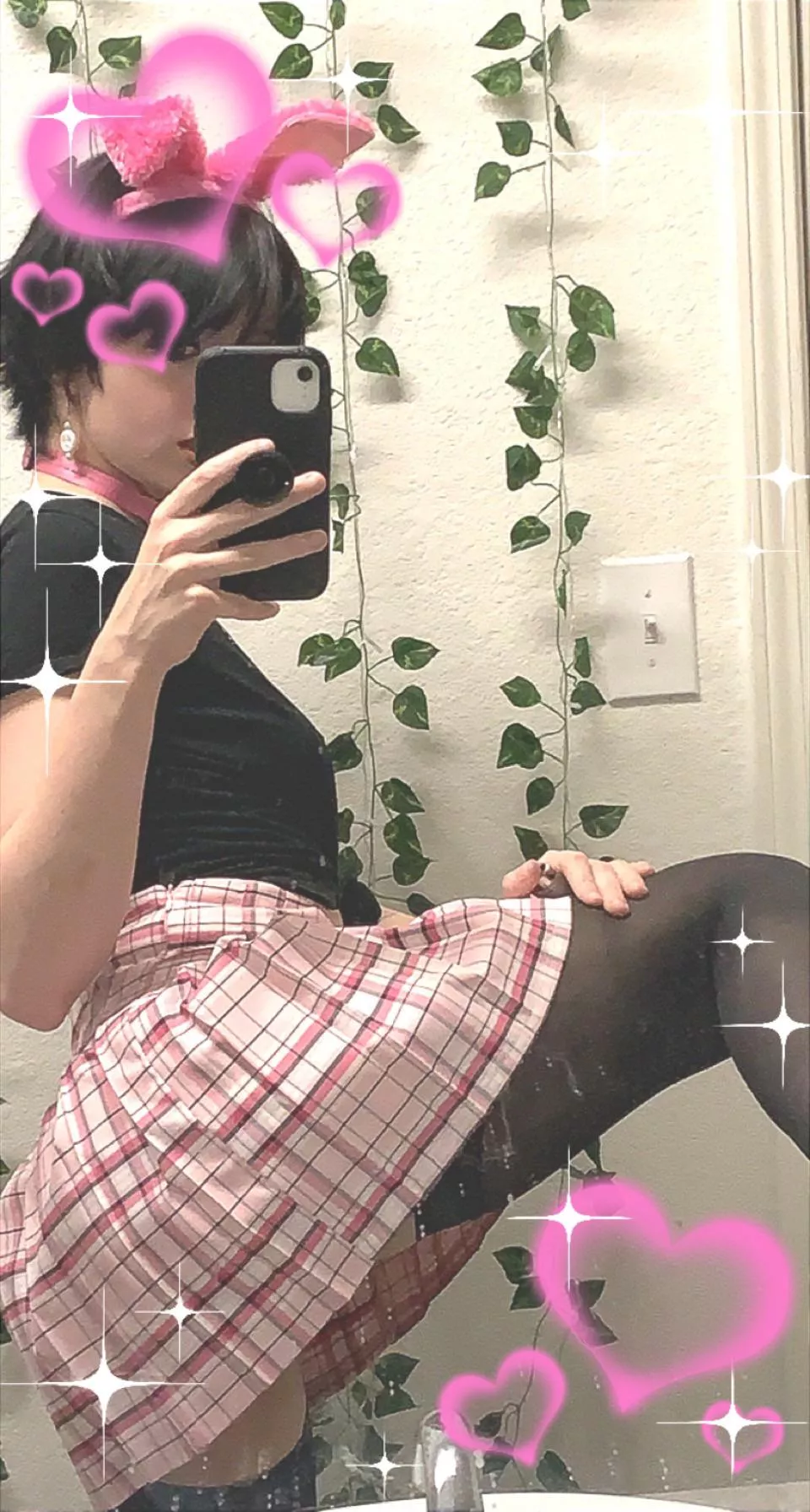 happy easter <3 🐇💗 posted by Virtual-Eye2880