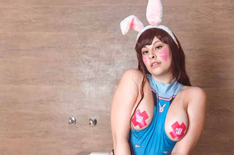 Happy Easter my loves! [OC][F] 😍💖 by Momo_Tama