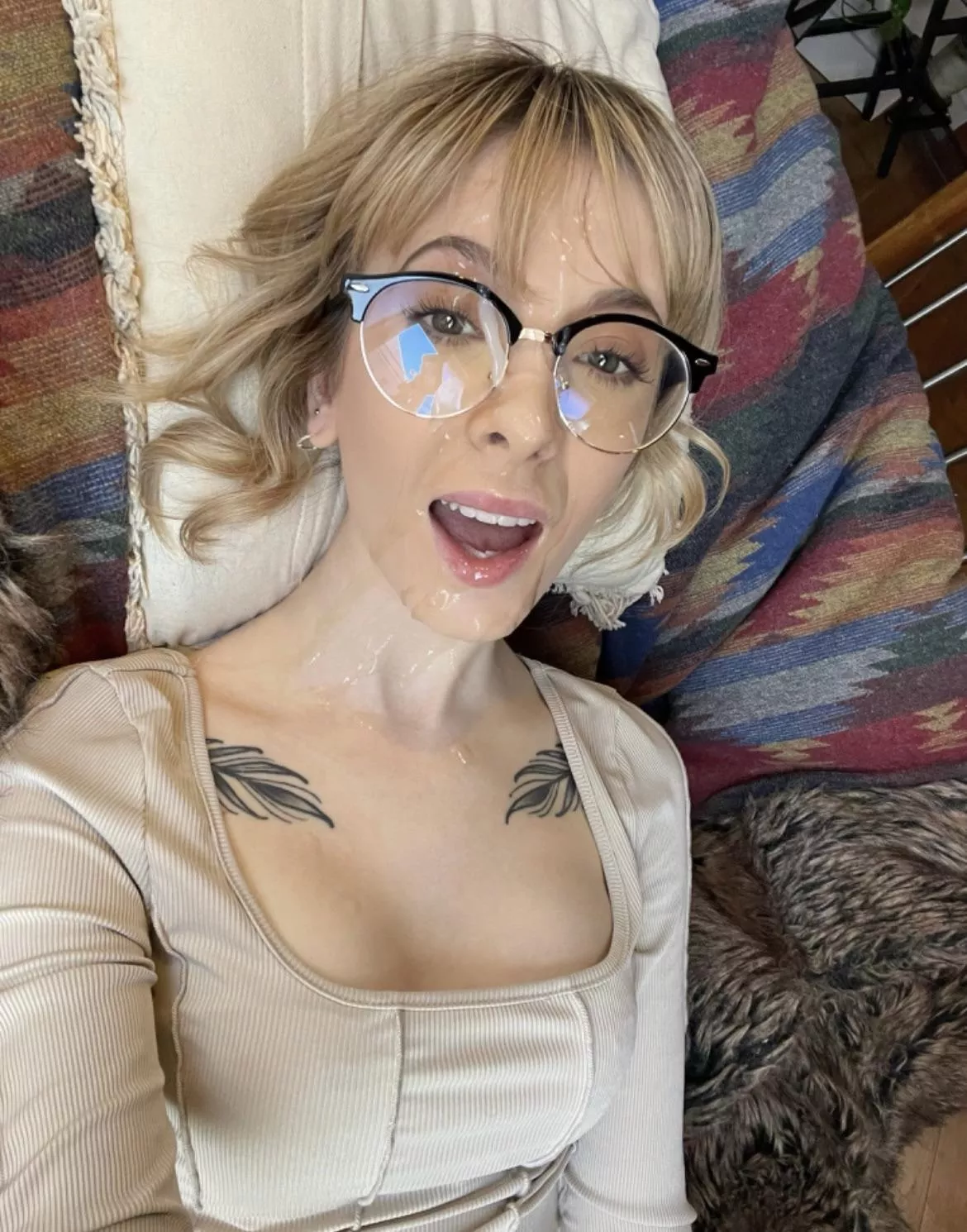 Happy facial Friday! 🥳 posted by jadevowofficial