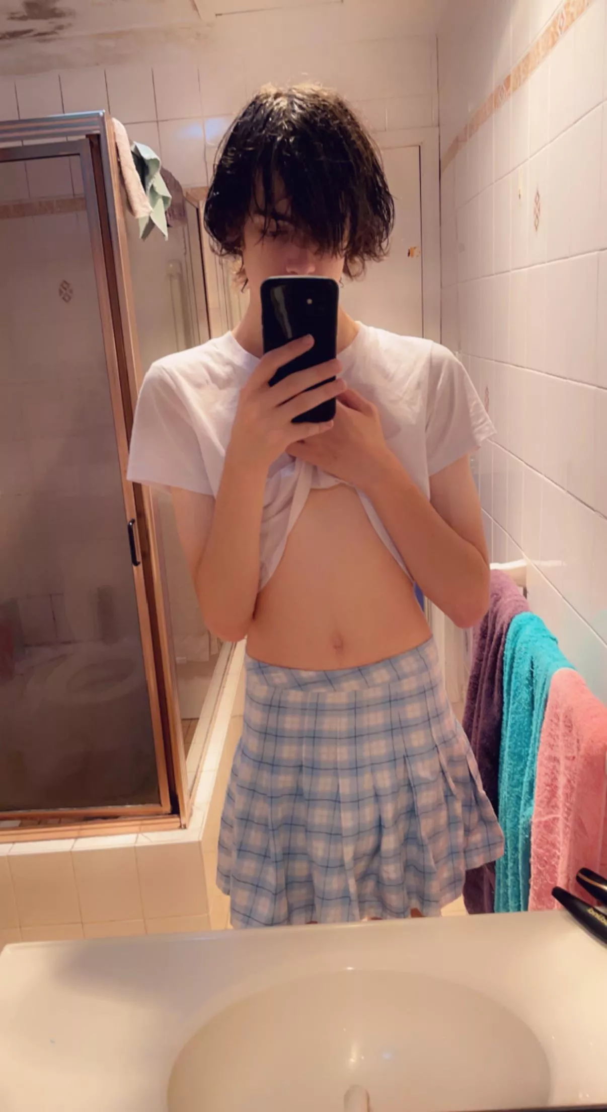 Happy Femboy Friday from Australia! posted by Lekaz_Orion