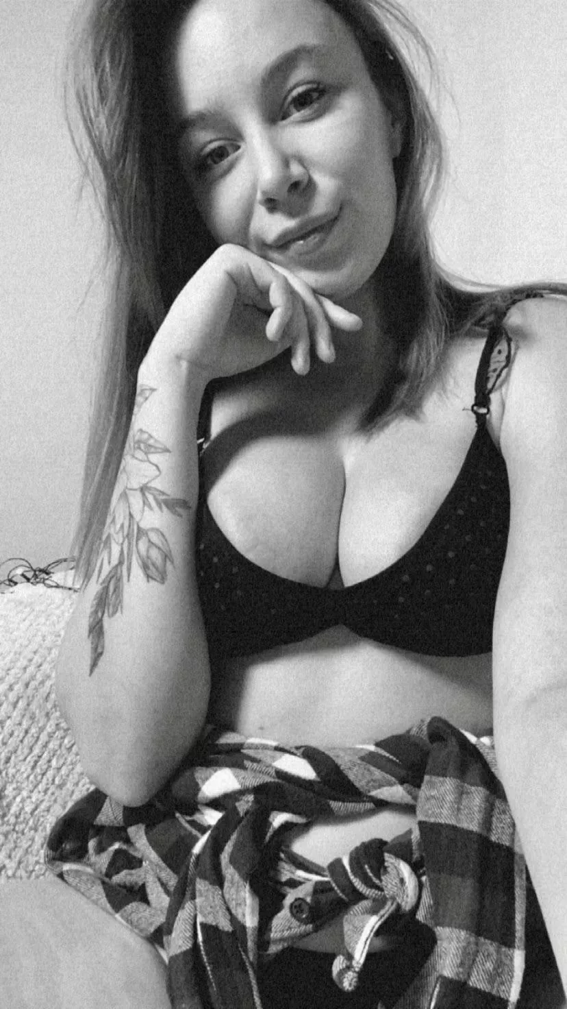 Happy Friday :) posted by chupppapups