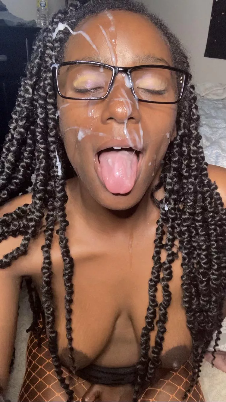 Happy Friday posted by Divinecumslut