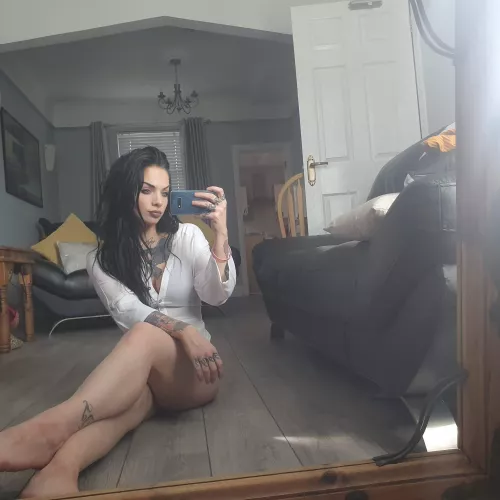 Happy Friday 🖤 by DryTrick3