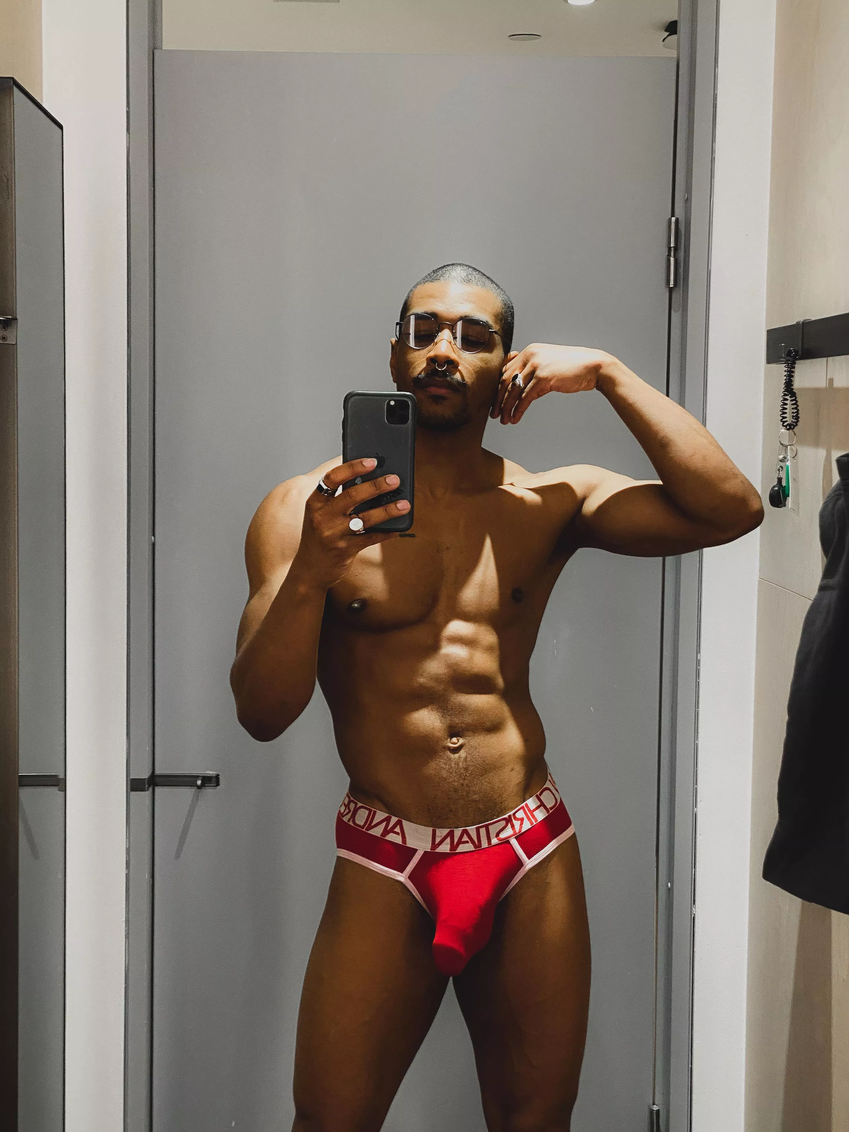 happy Friday posted by SaintReis