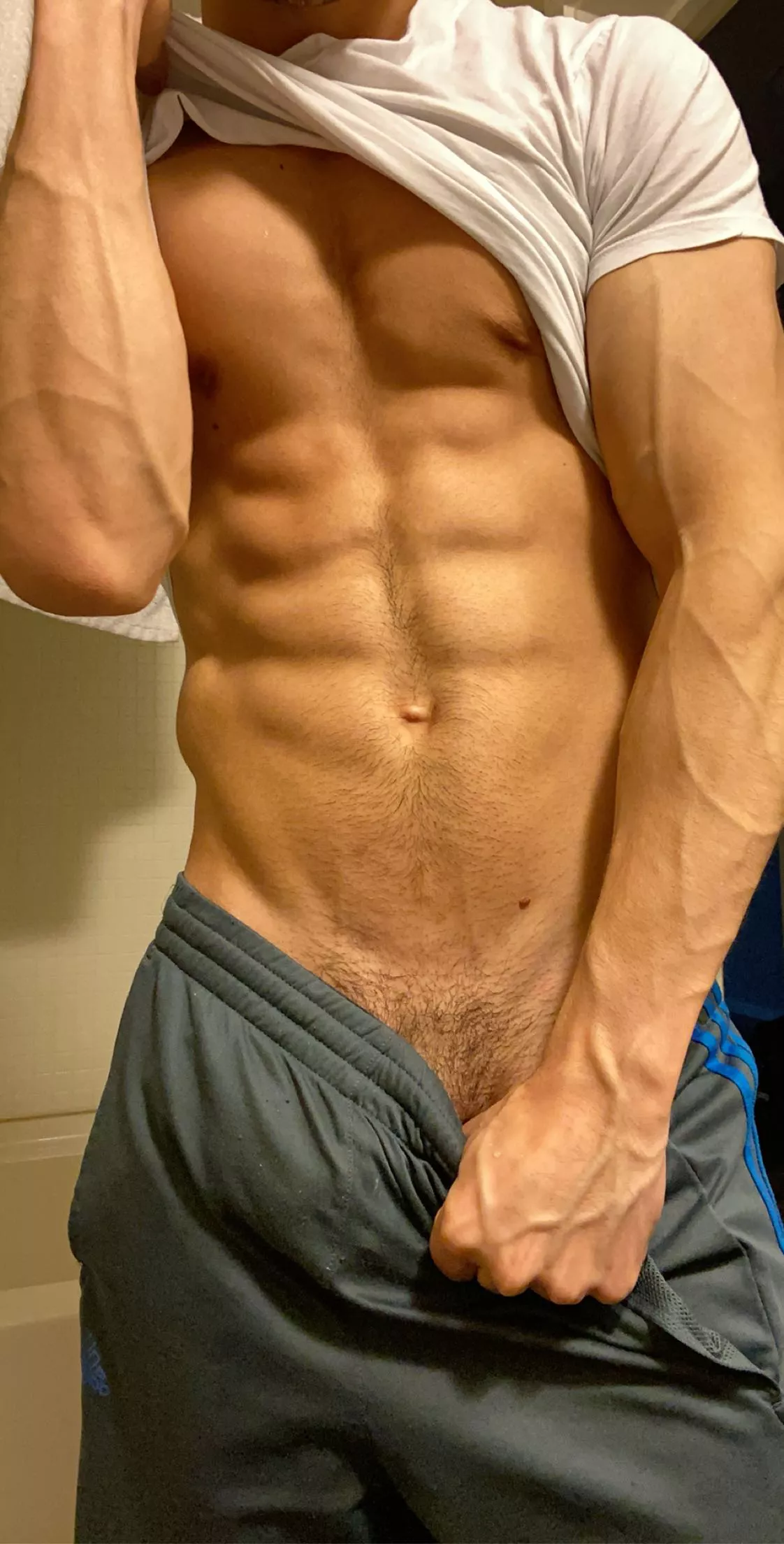 happy fridayyy posted by exhib17