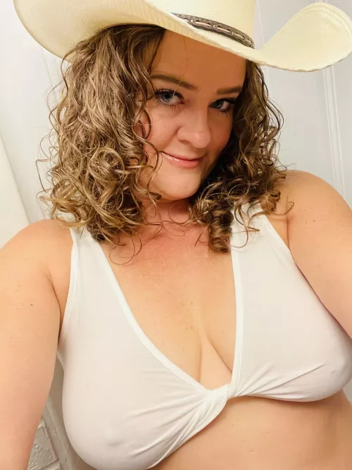 Happy Fri-yay Cowboys 😘 by SunNFunCowgirl