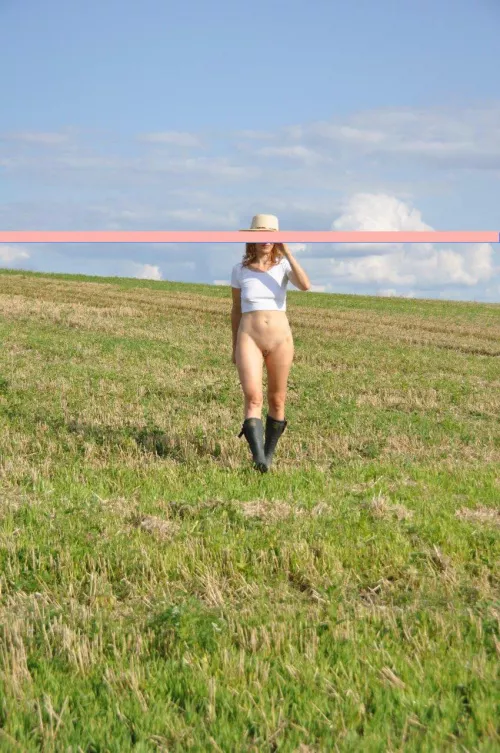 Happy go lucky walk by Heinida