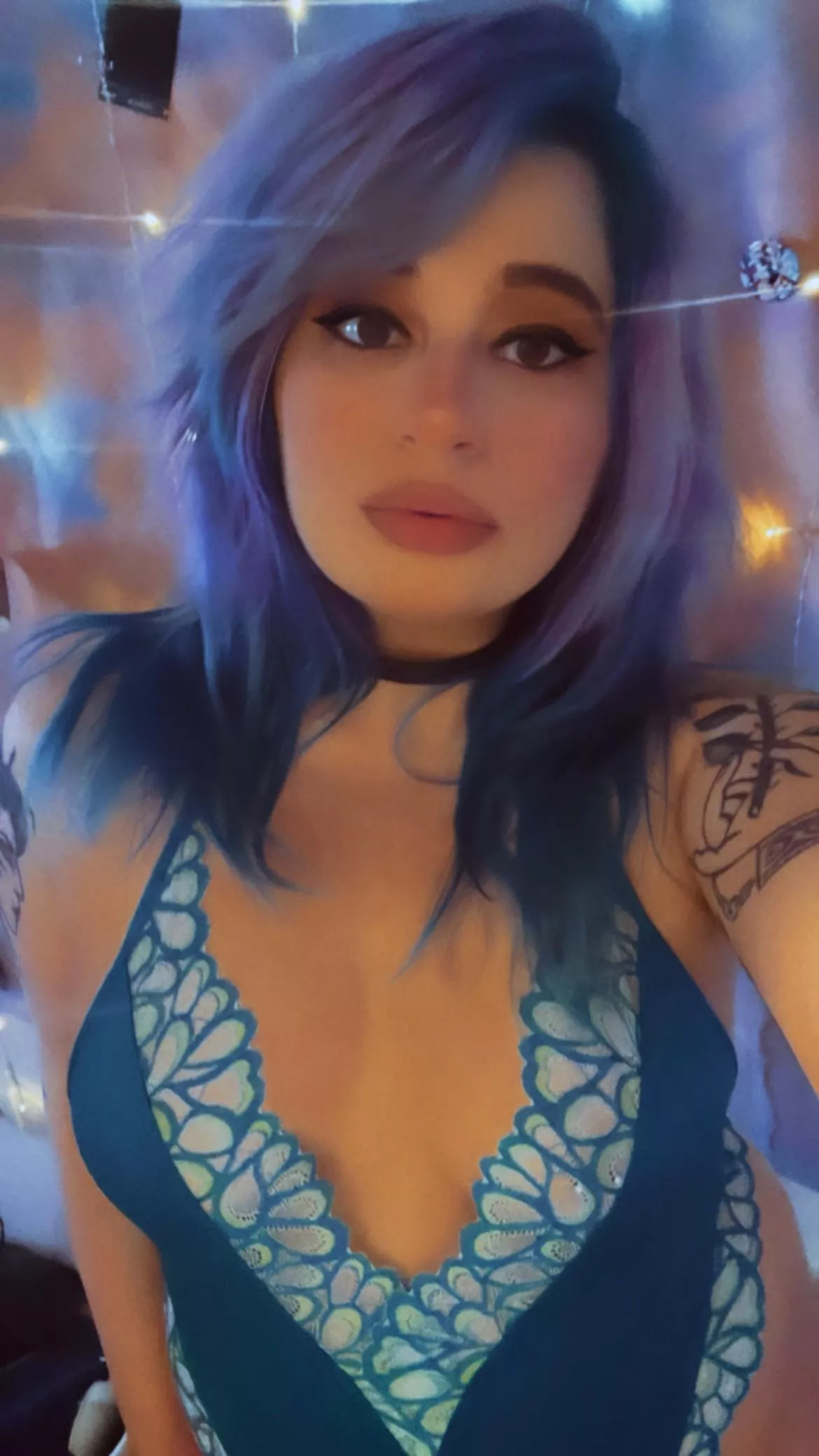 happy hump day from this little mermaid 🧜🏻‍♀️ 💙 posted by sphillysailorscout