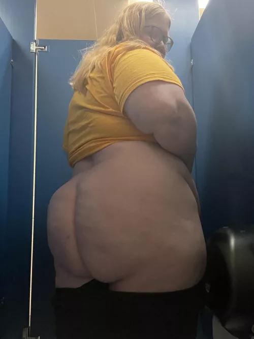 Happy hump day 🐫 by chubby_hannah