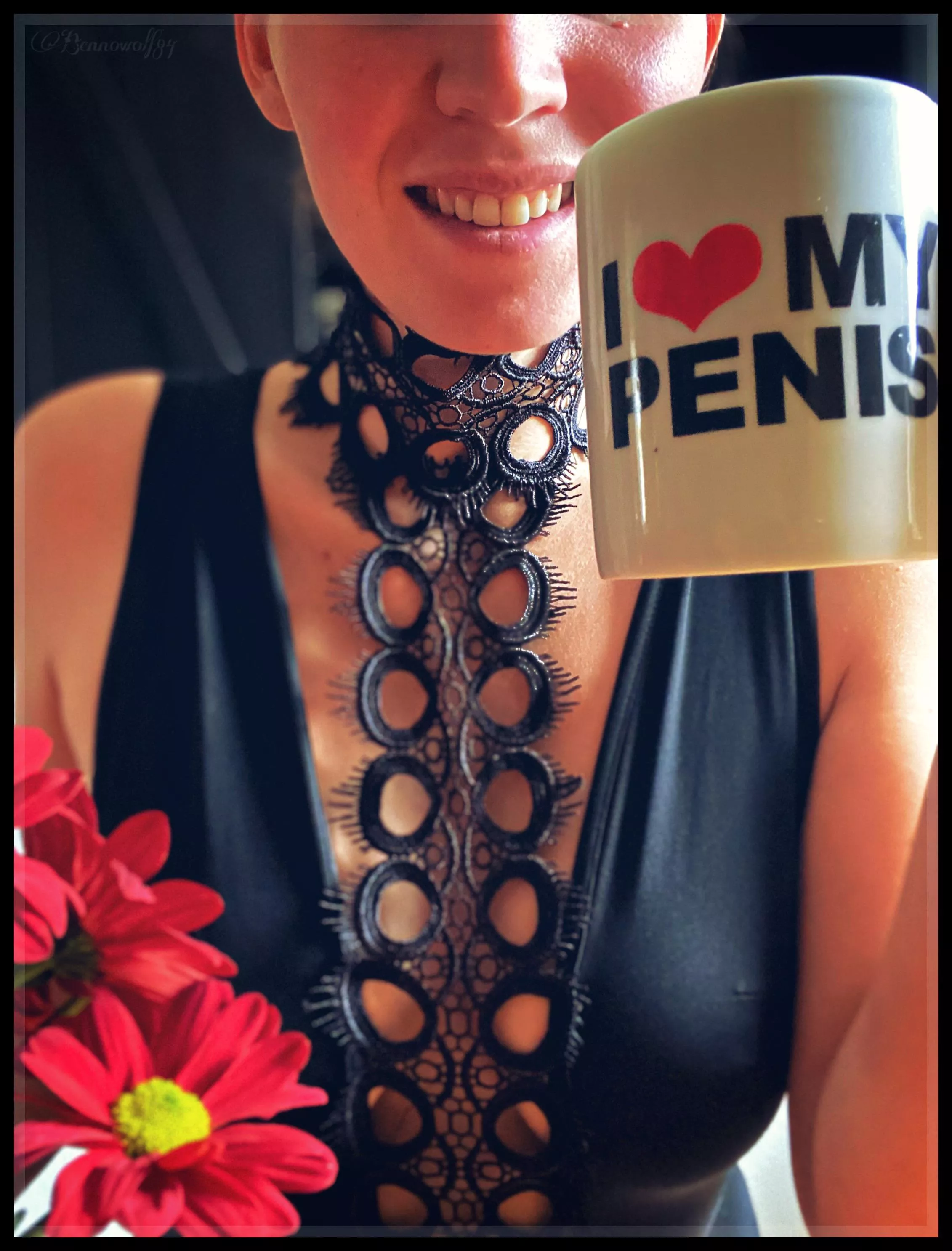 Happy international woman’s day🖤💋 posted by bennowolf84