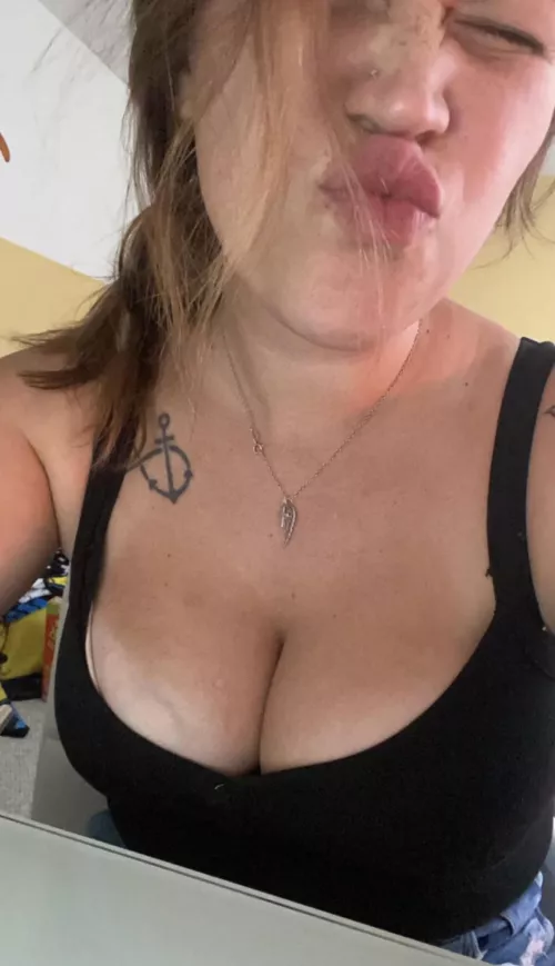 Happy kissy Sunday!💋 by _casxo