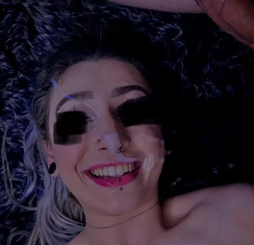 Happy little cum whore by xxxN0SFERATU