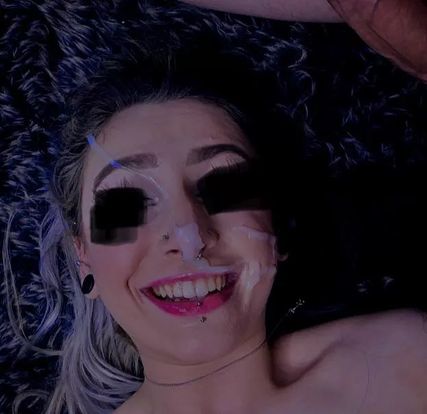 Happy little cum whore posted by xxxN0SFERATU