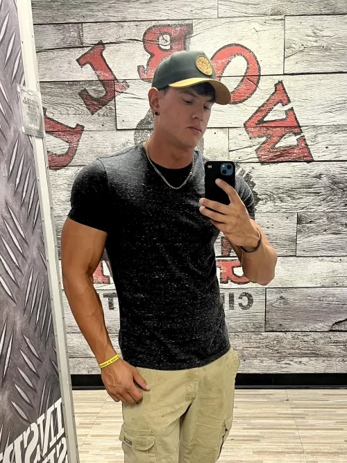 Happy Monday by drew_flexxx