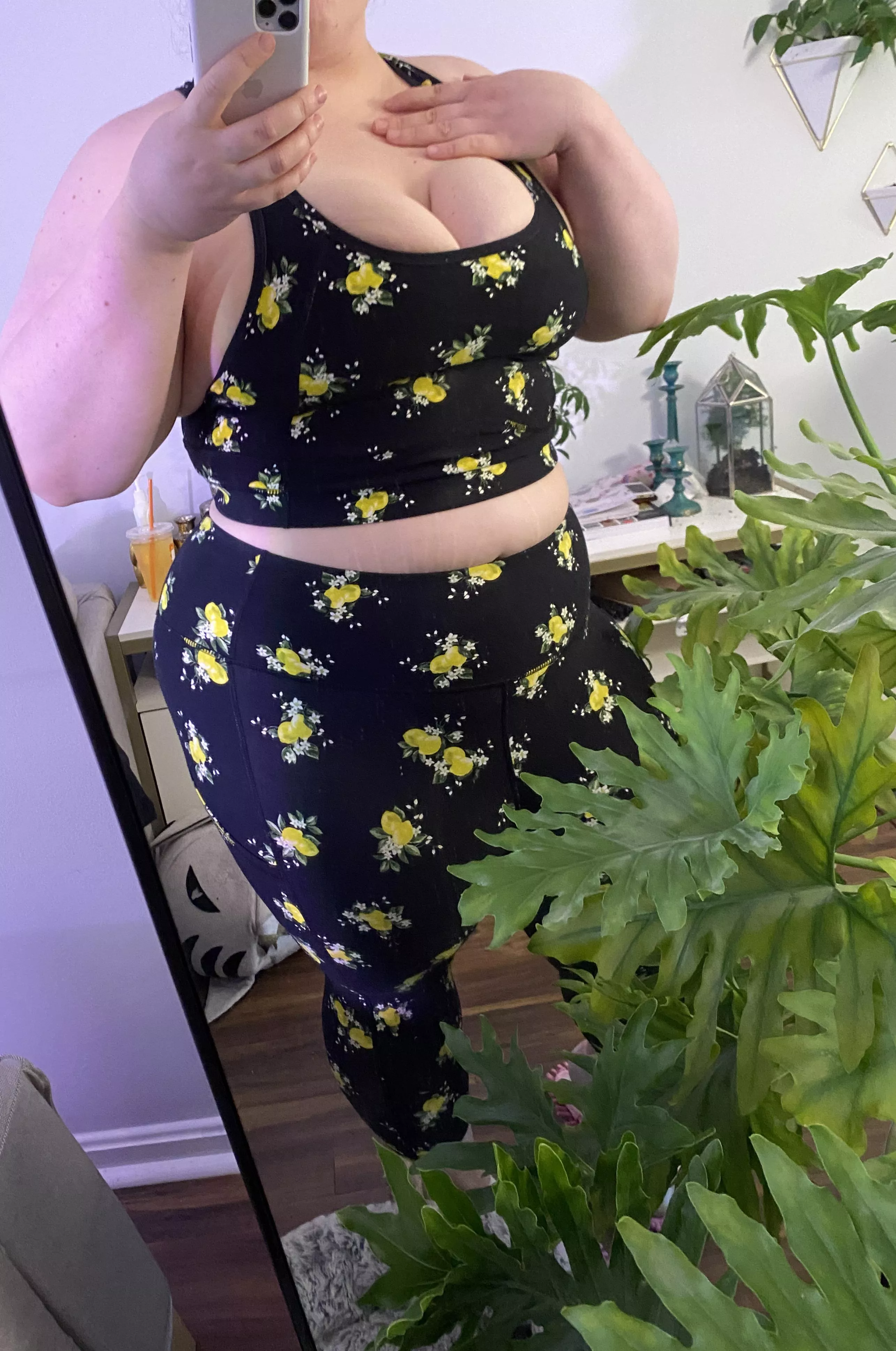 Happy Monday posted by Wonderful-Visual2468