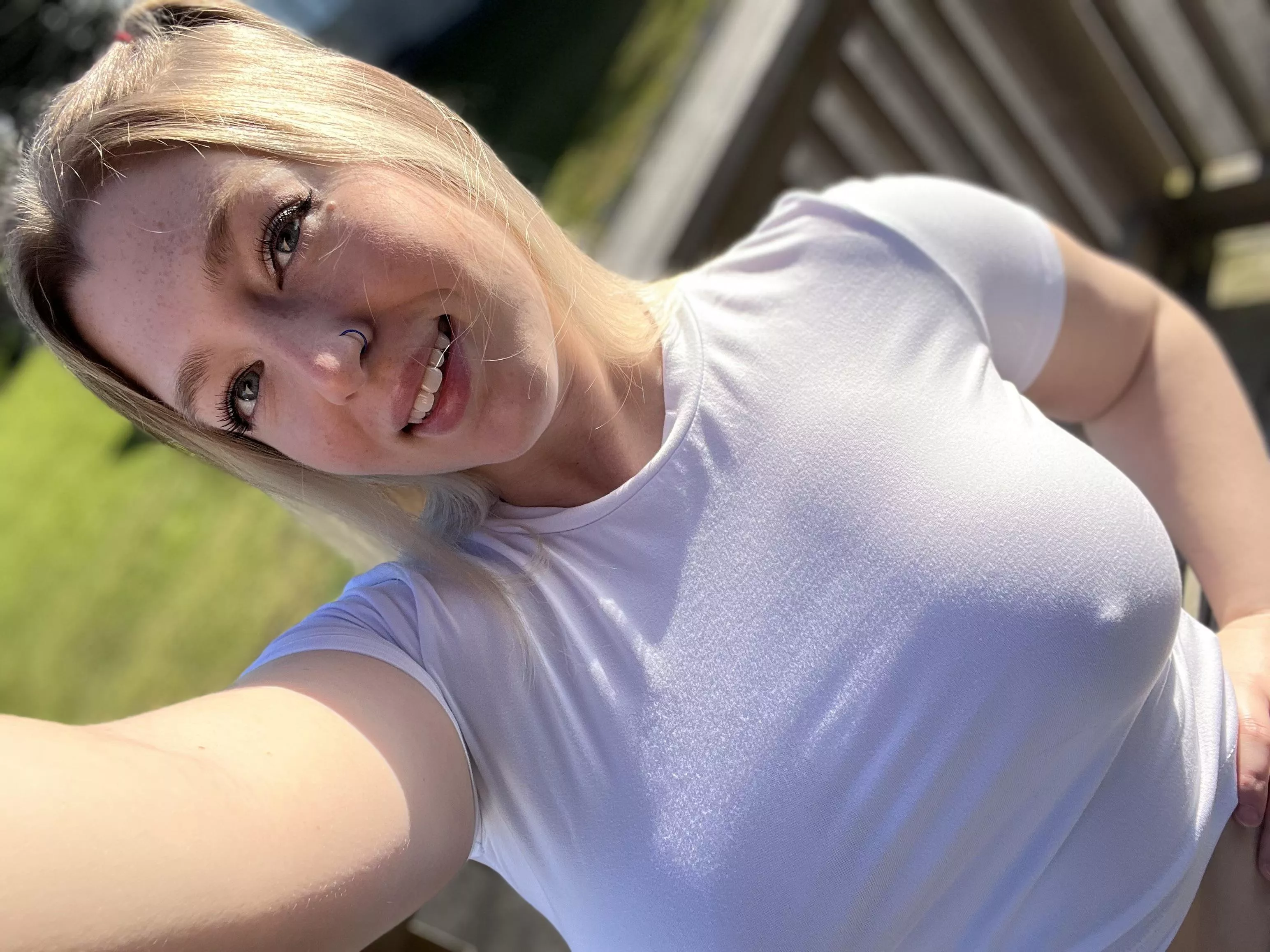 Happy Monday, everyone! posted by ZeldaHyrule_