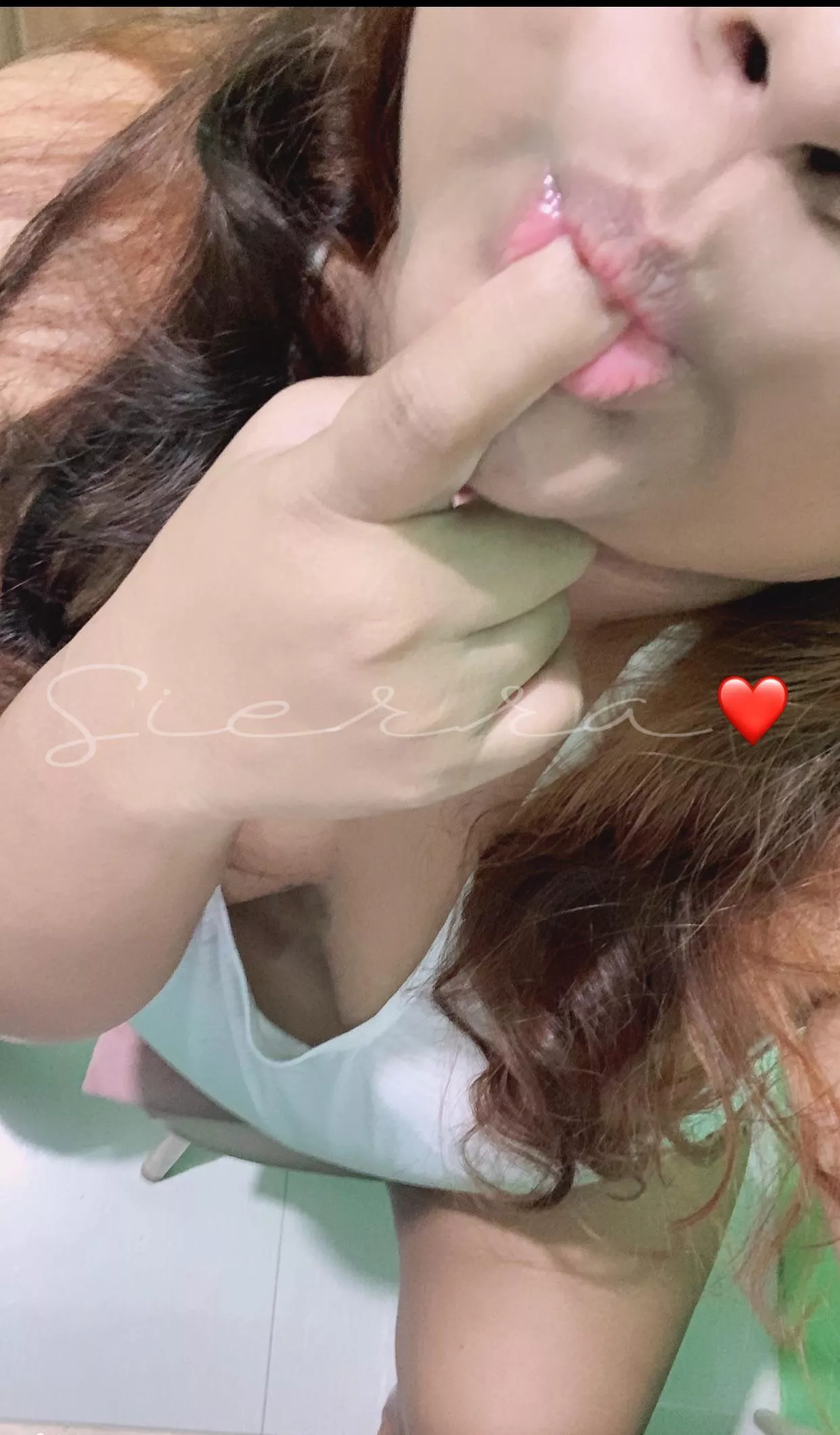 Happy Monday! How about a little tease…. [f] posted by ManILuvFries