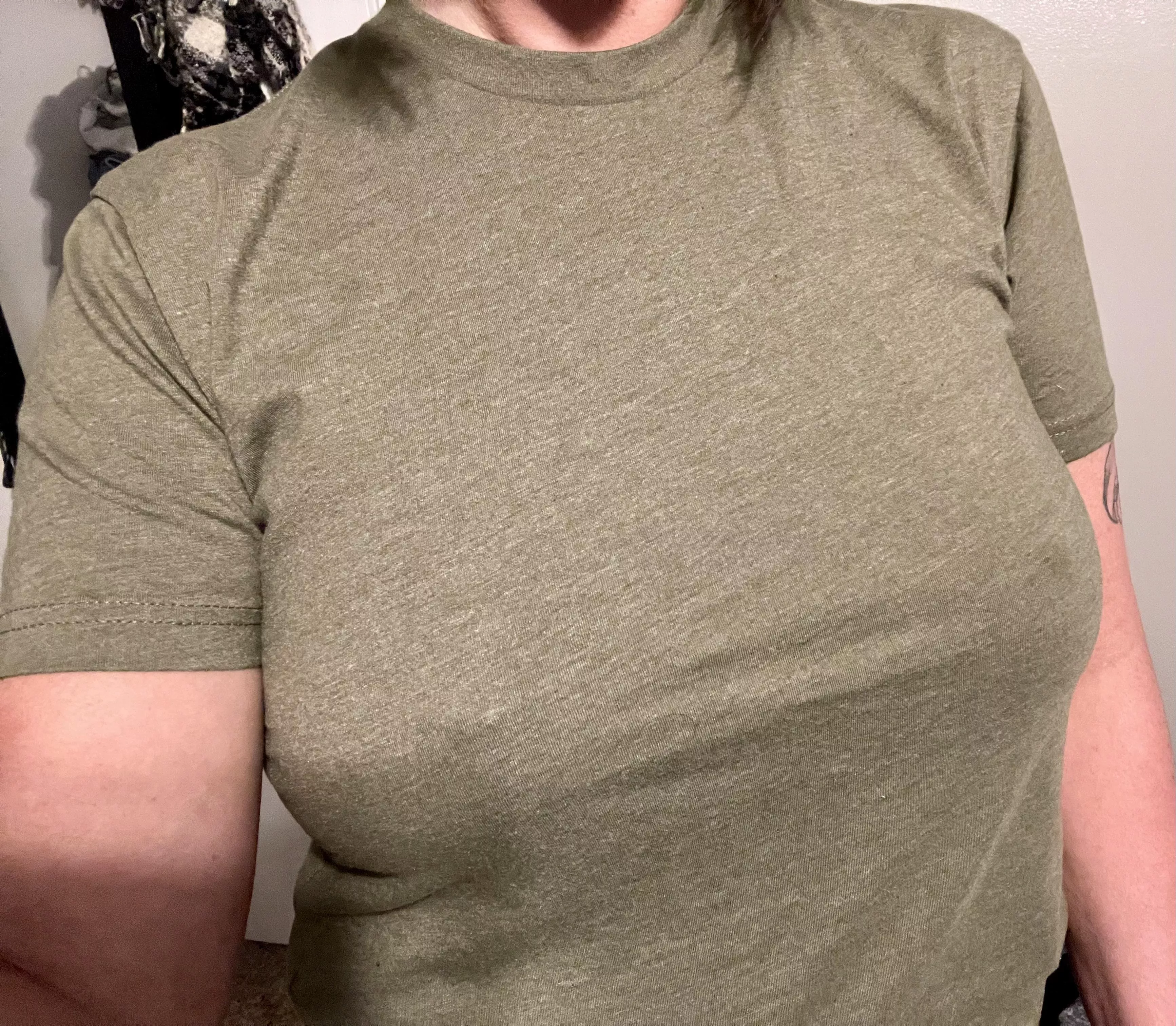 Happy Monday! No bra needed here… posted by SweetNSpicy782