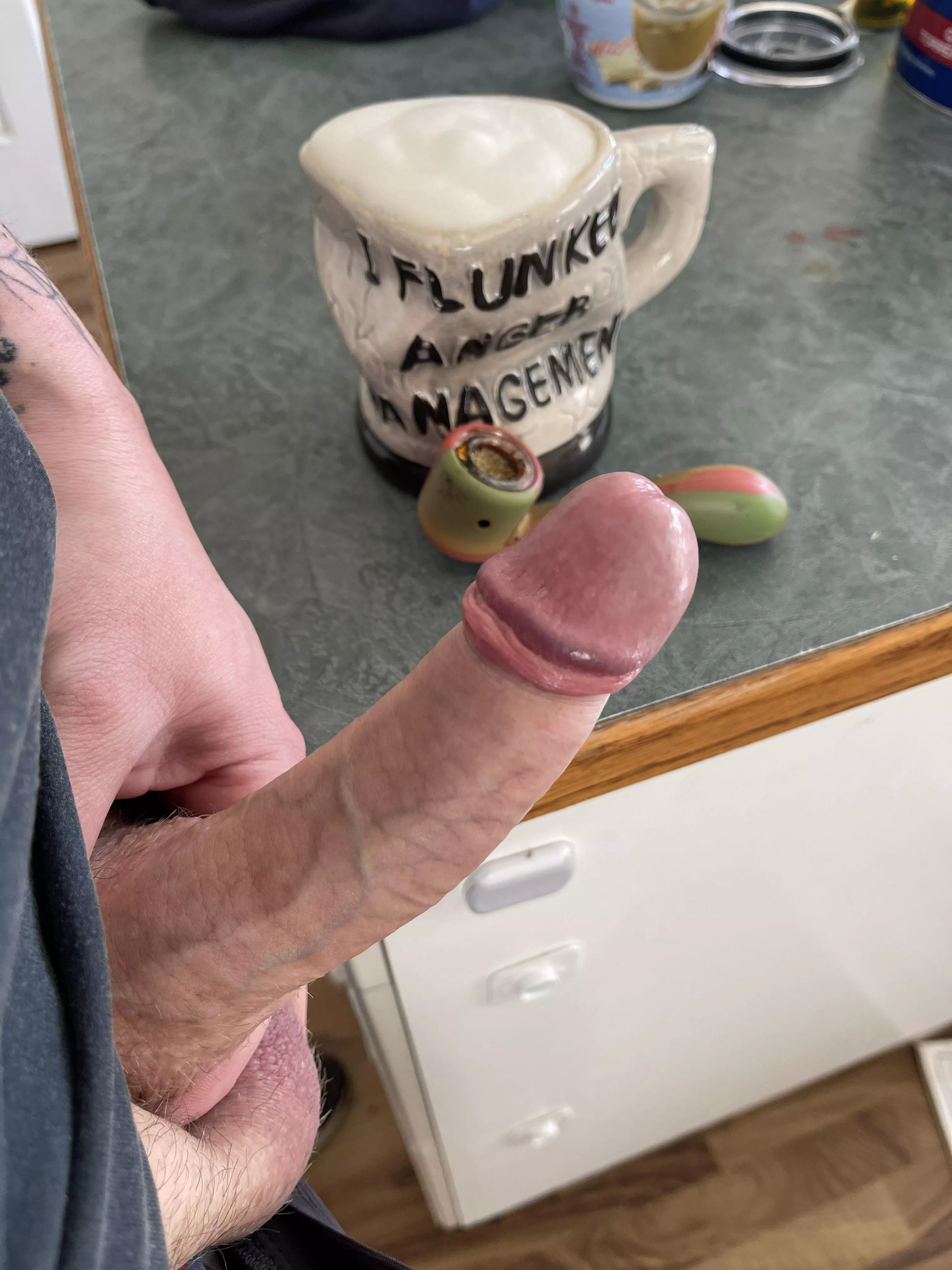 Happy Mother’s Day! I’ve [m]ade you a fresh cup and packed you a bowl, hope you all have a relaxing day 😁. posted by Wouldratherbehunting