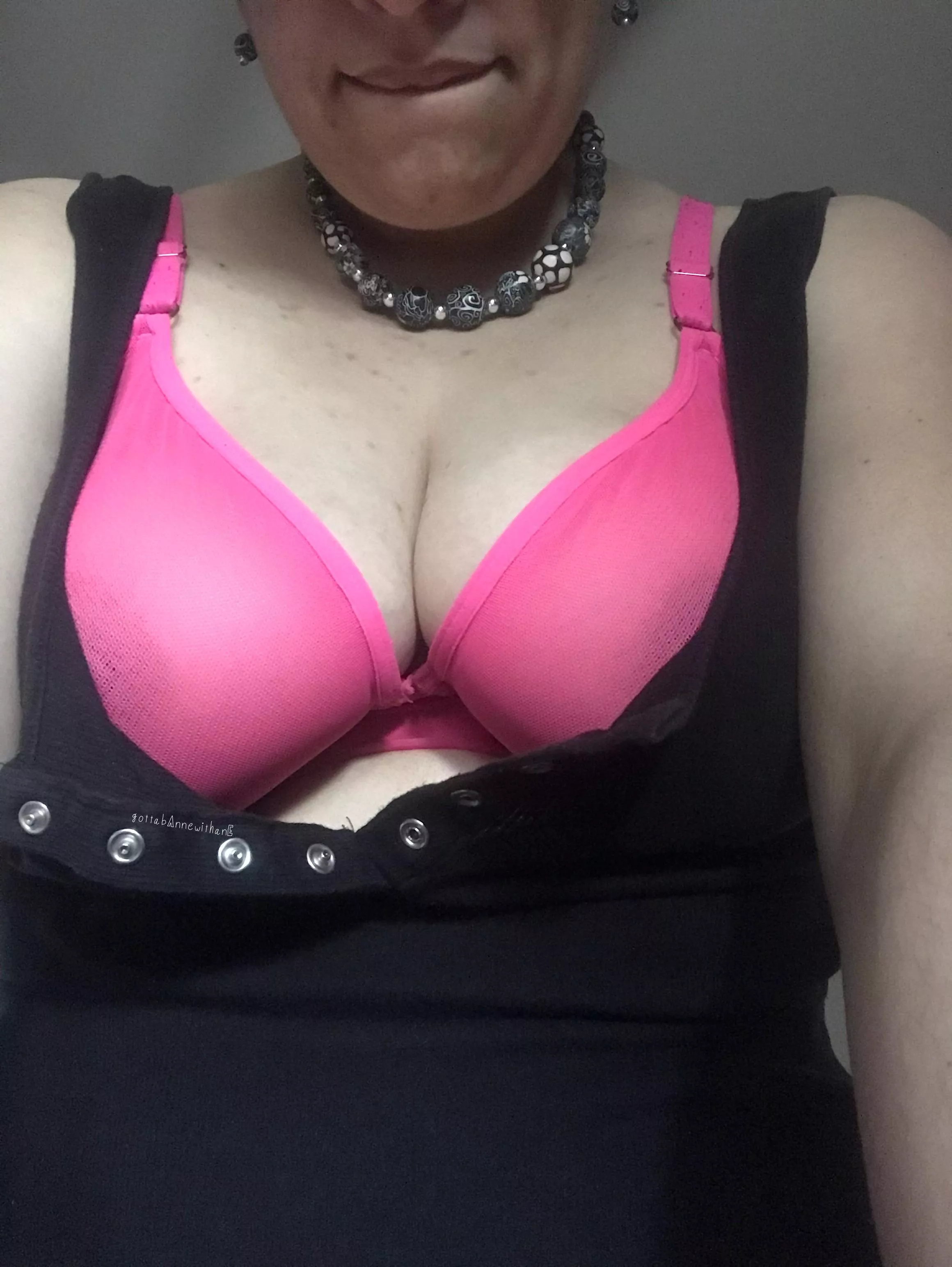 Happy new work week! posted by gottabAnnewithanE