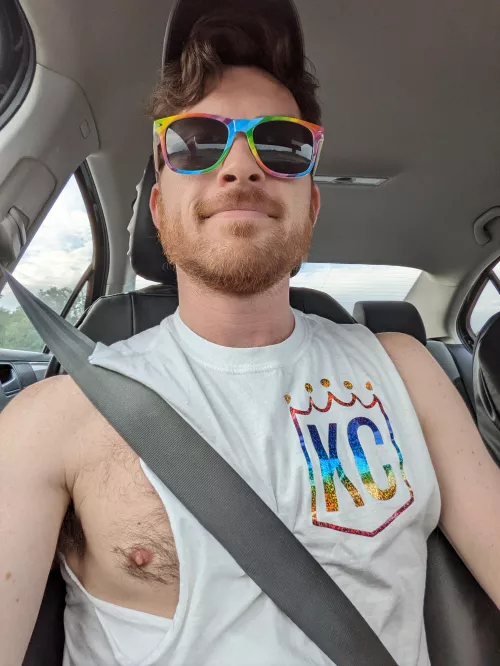 Happy pride 🤗🏳️‍🌈 by loumatica_