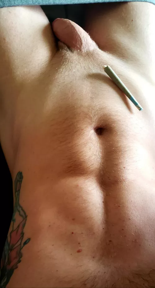 Happy Saturday! cheers💨 join [M]e by Jtrain702