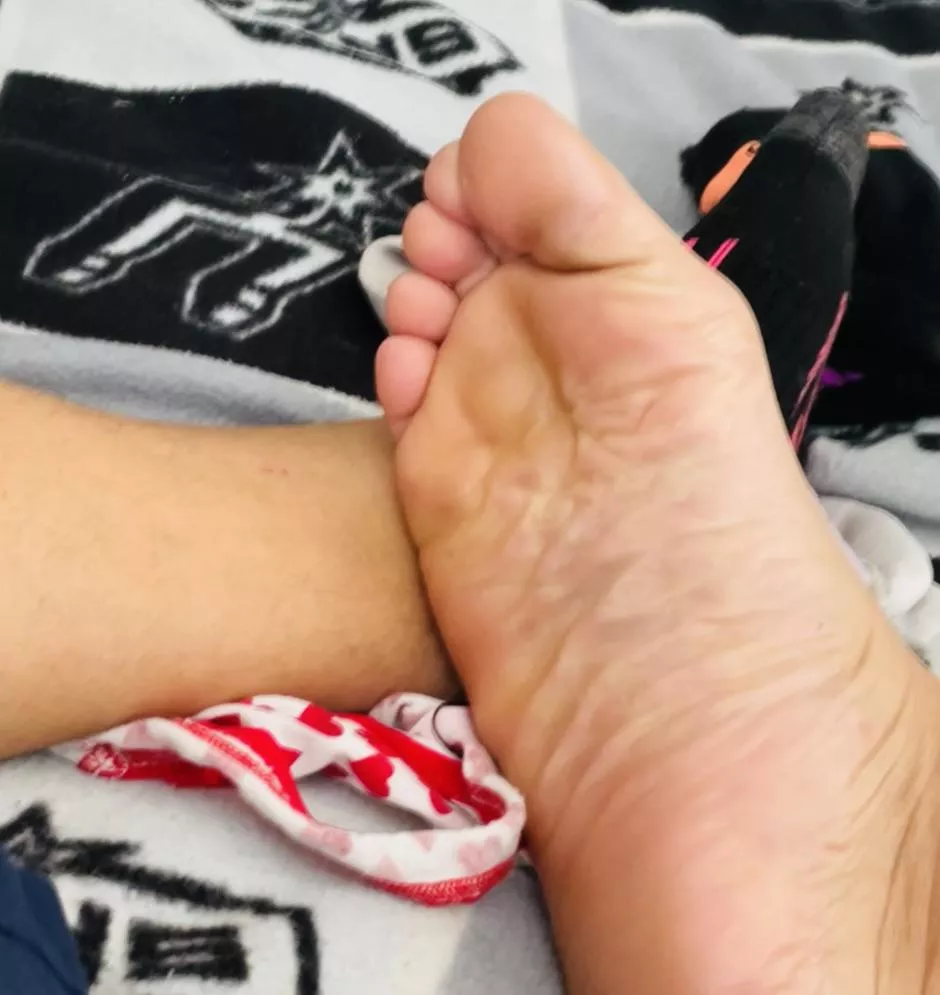 Happy Saturday posted by Harrypotskins1