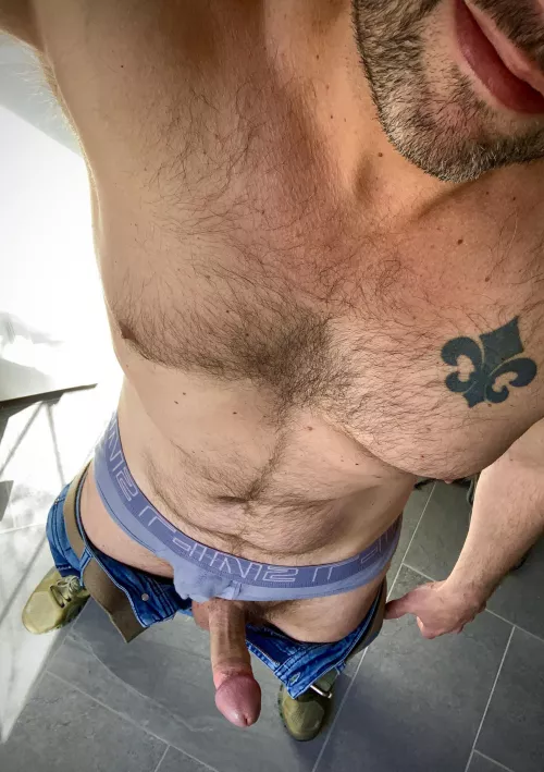 Happy Saturday (night) ❤️ by TaffyEdgewater