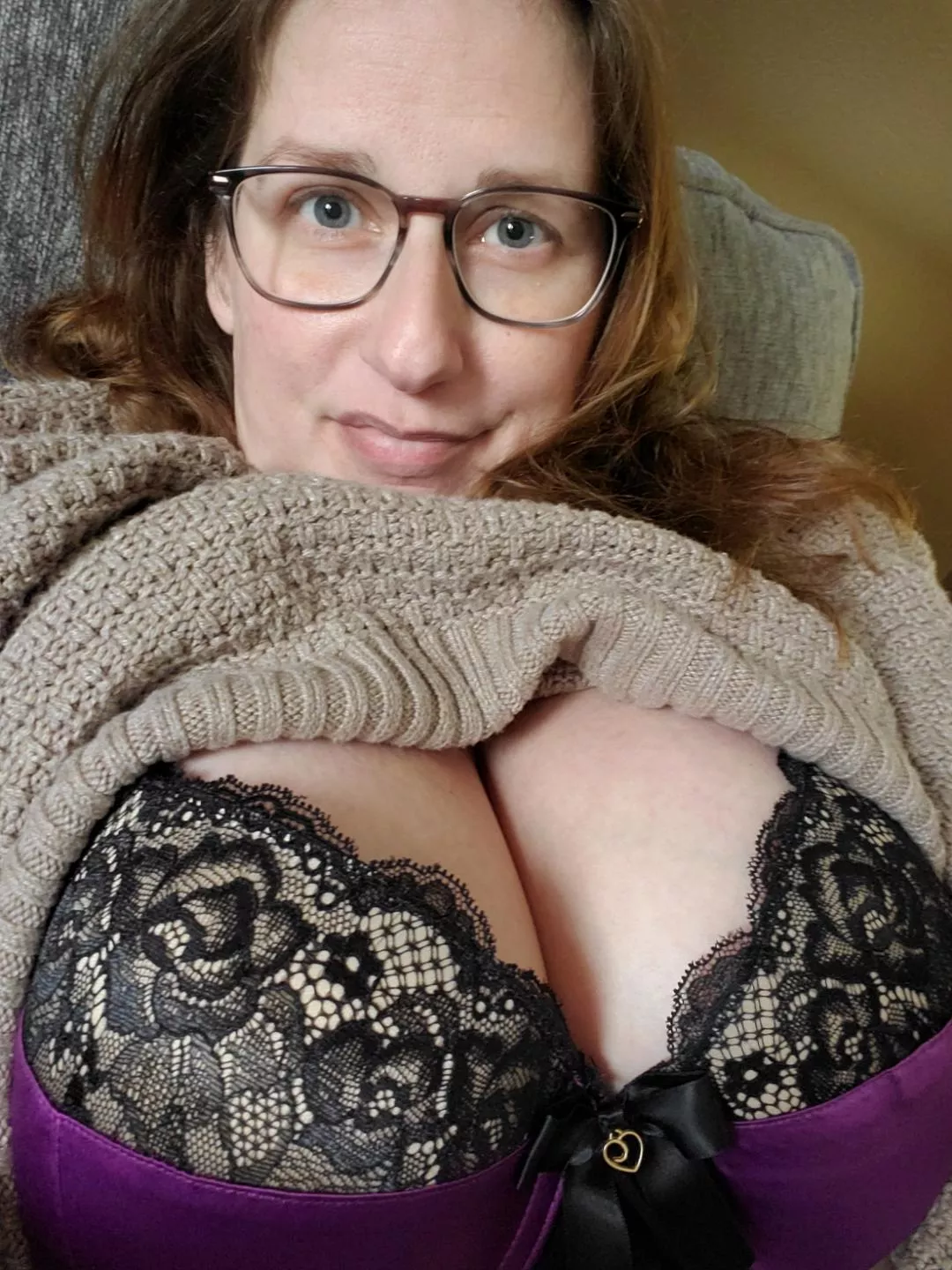 Happy Saturday 💋 [OC] posted by Milf2Go