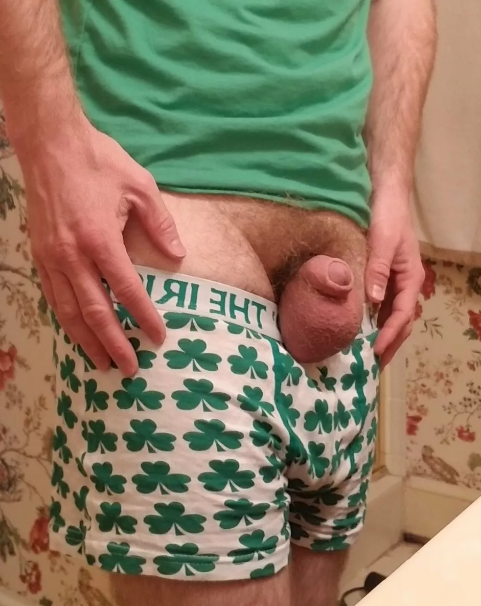 happy st pattys day! posted by ShirtlessGinger