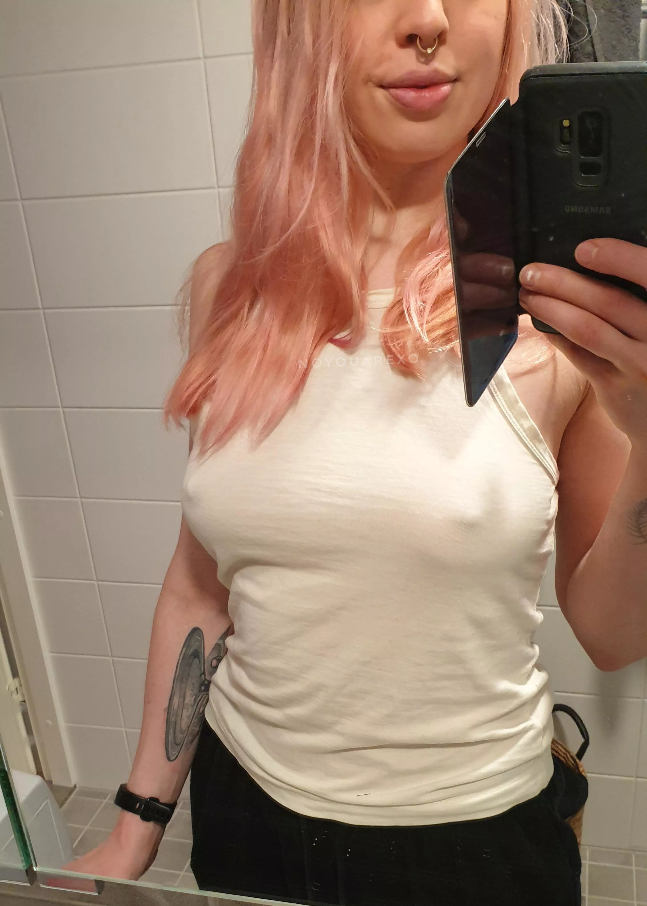 Happy summer nips posted by Noyouarexo