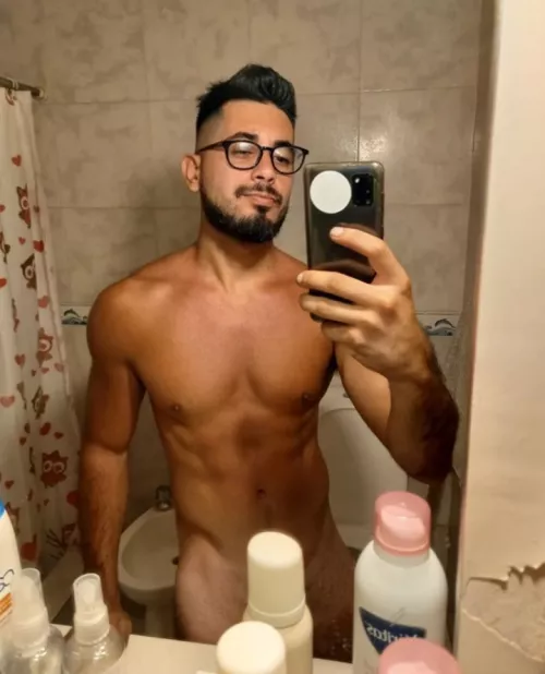 happy Sunday!! 🤓 by Civil-Archer7081