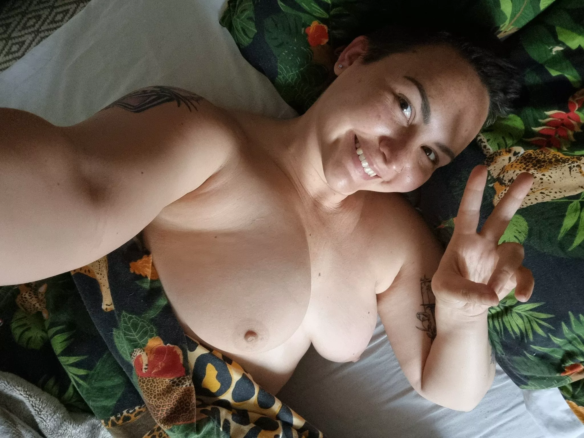 Happy Sunday! posted by NaughtyNortherner85