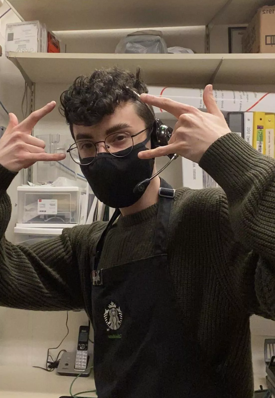 Happy Sunday besties posted by wolfinthedaylight