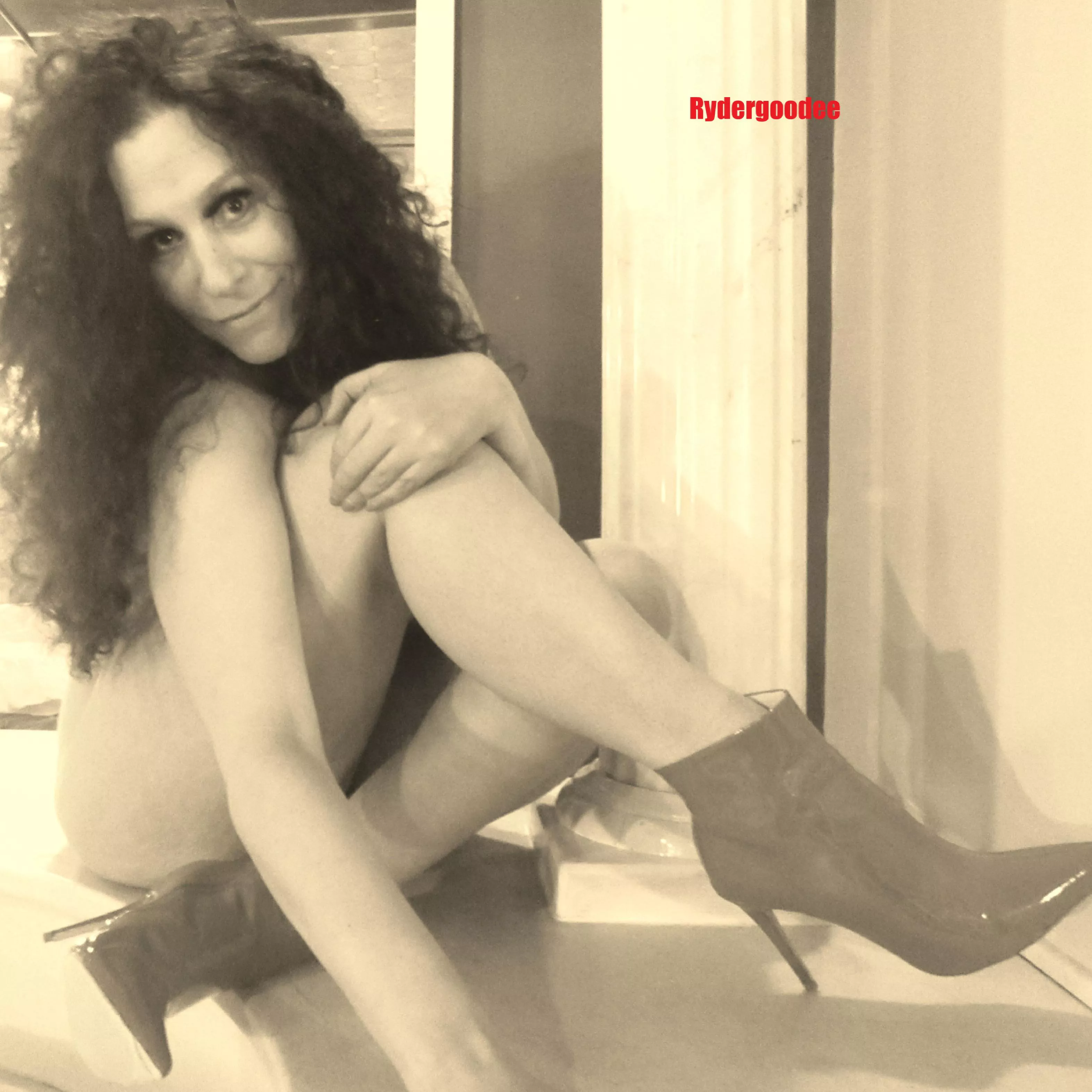 Happy Sunday 😈💕(f) posted by Ryderggg