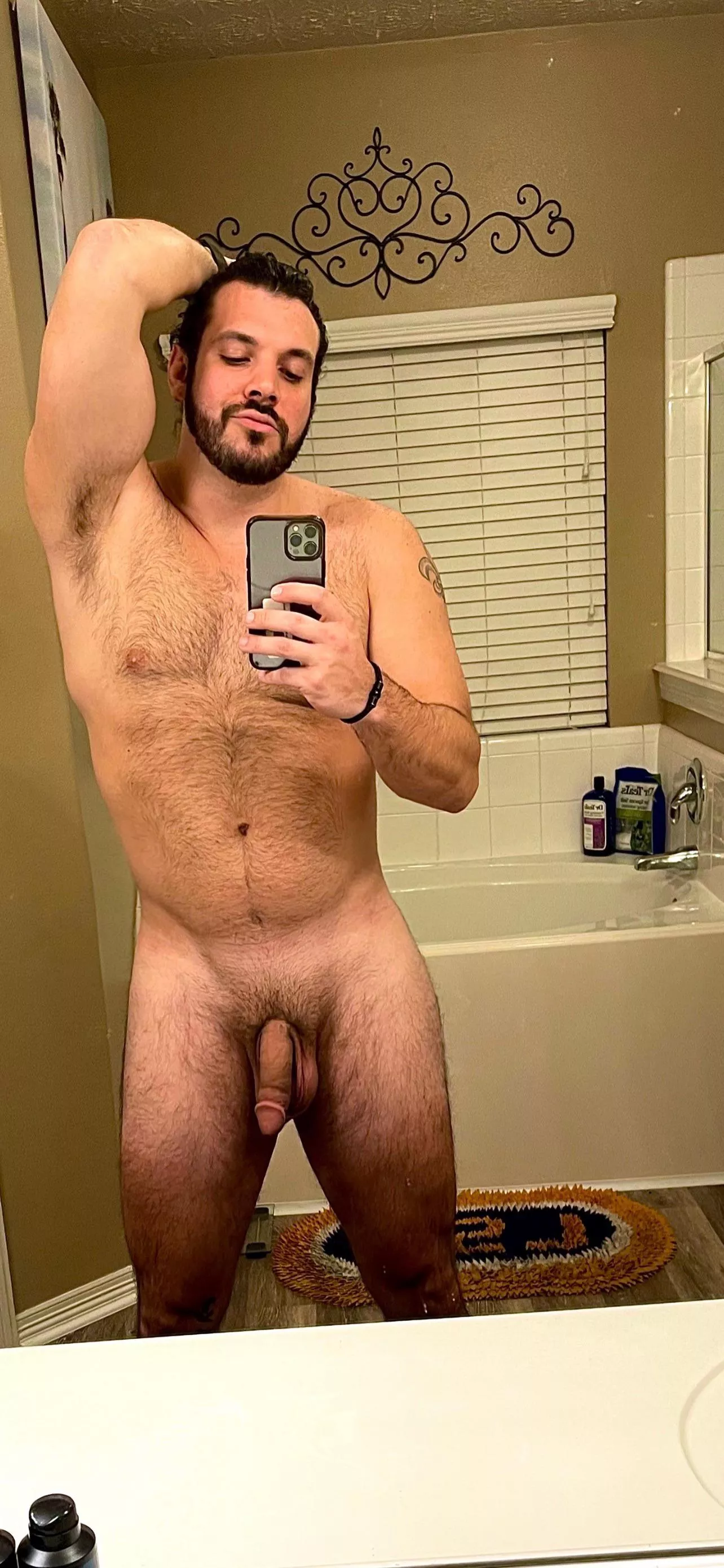 Happy Sunday 😈 posted by Groberseaux