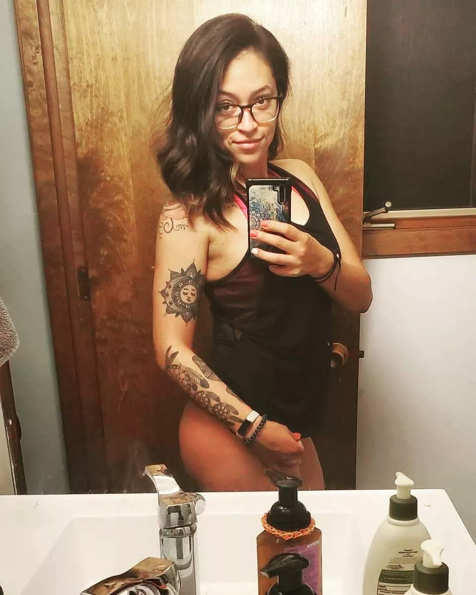 Happy Thursday 😘 posted by mamita_picosa