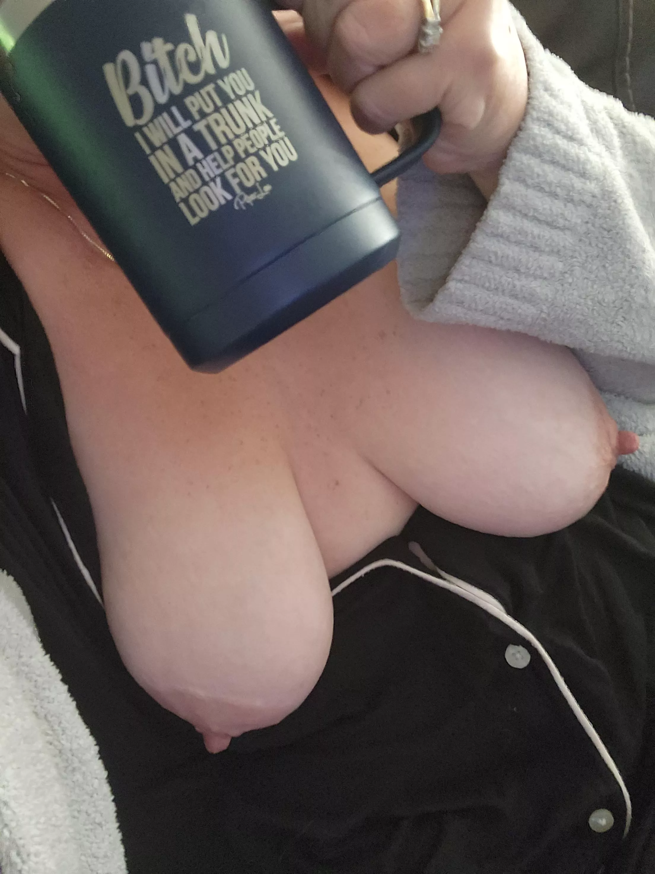 Happy Thursday all f45😘 posted by mysexywifeforme