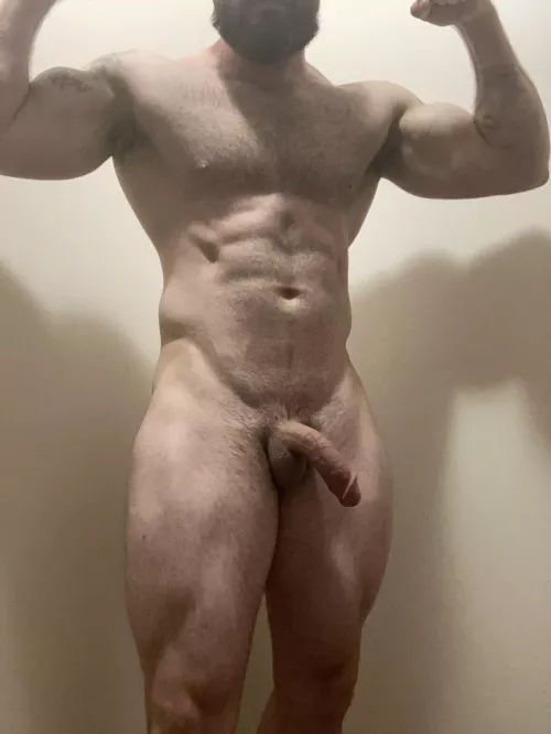 Happy Thursday! Almost the weekend😉 by Extreme_Check_3370