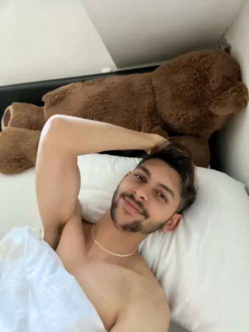 Happy Thursday dudes, how are u? 🥰🤩 DMs are open! ☺️ by _FLSnl_