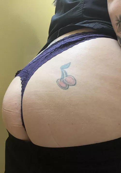 Happy Tush Tuesday 🍑 by Katie_Mayhem