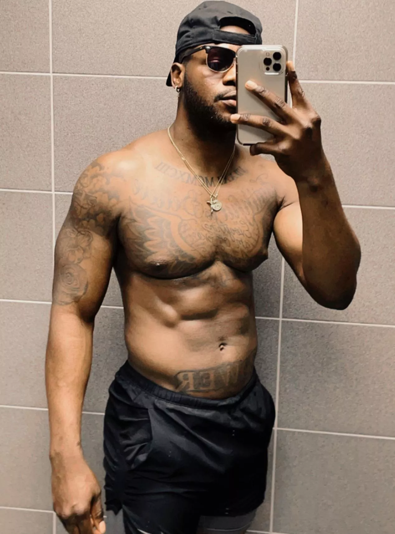 Happy weekend posted by iamglacier