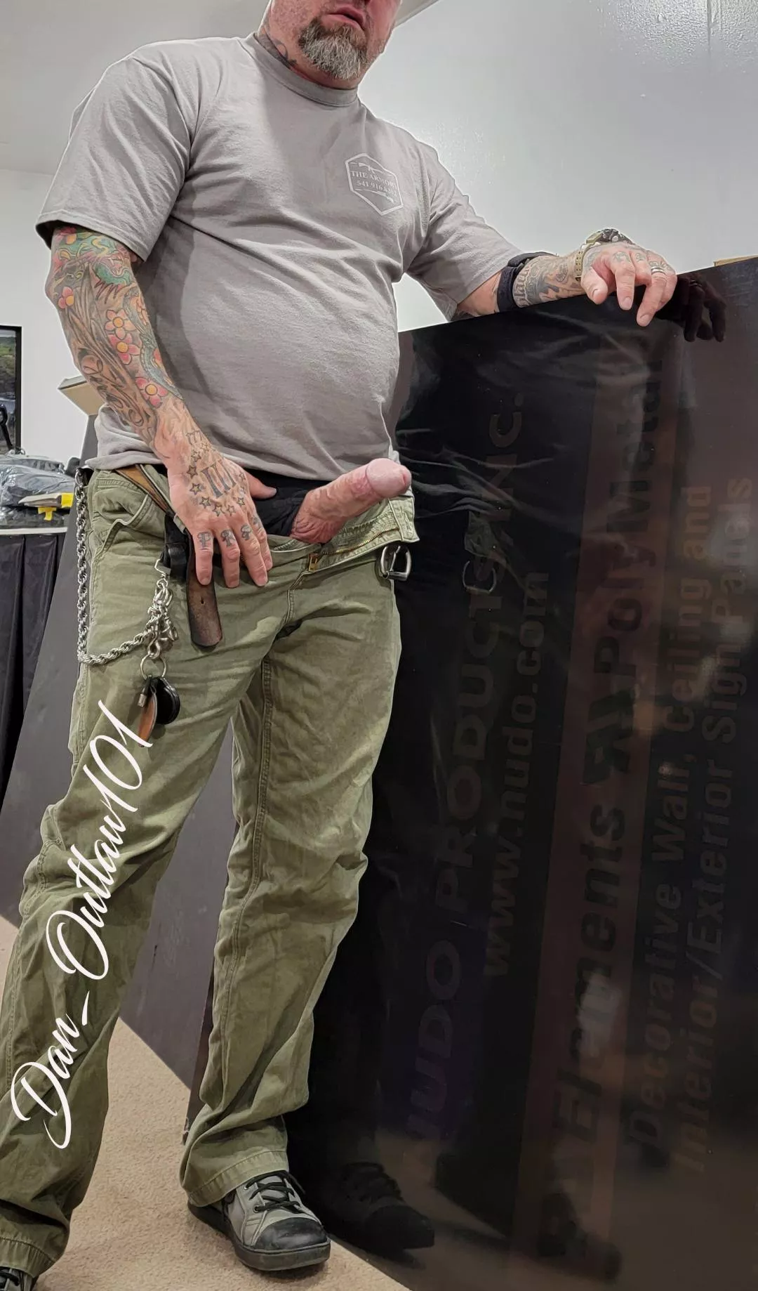 Hard at work.. posted by Dan_Outlaw101