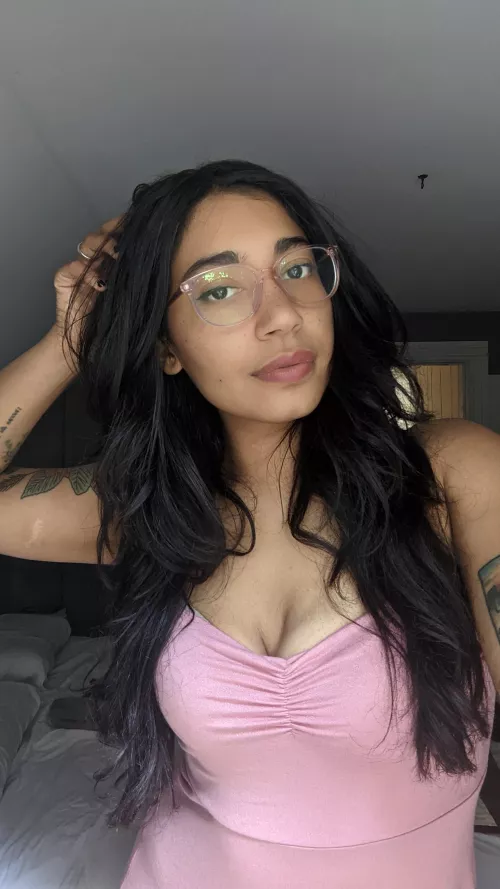 Hard smash or hard pass? by TarooRooot