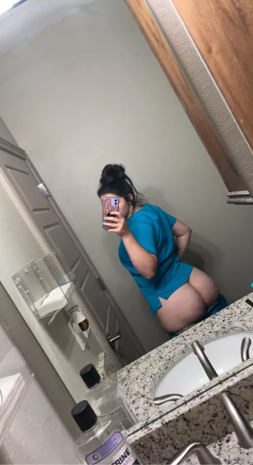 Hard to be focused at work when I am this horny 🥵 by Lenaraye2