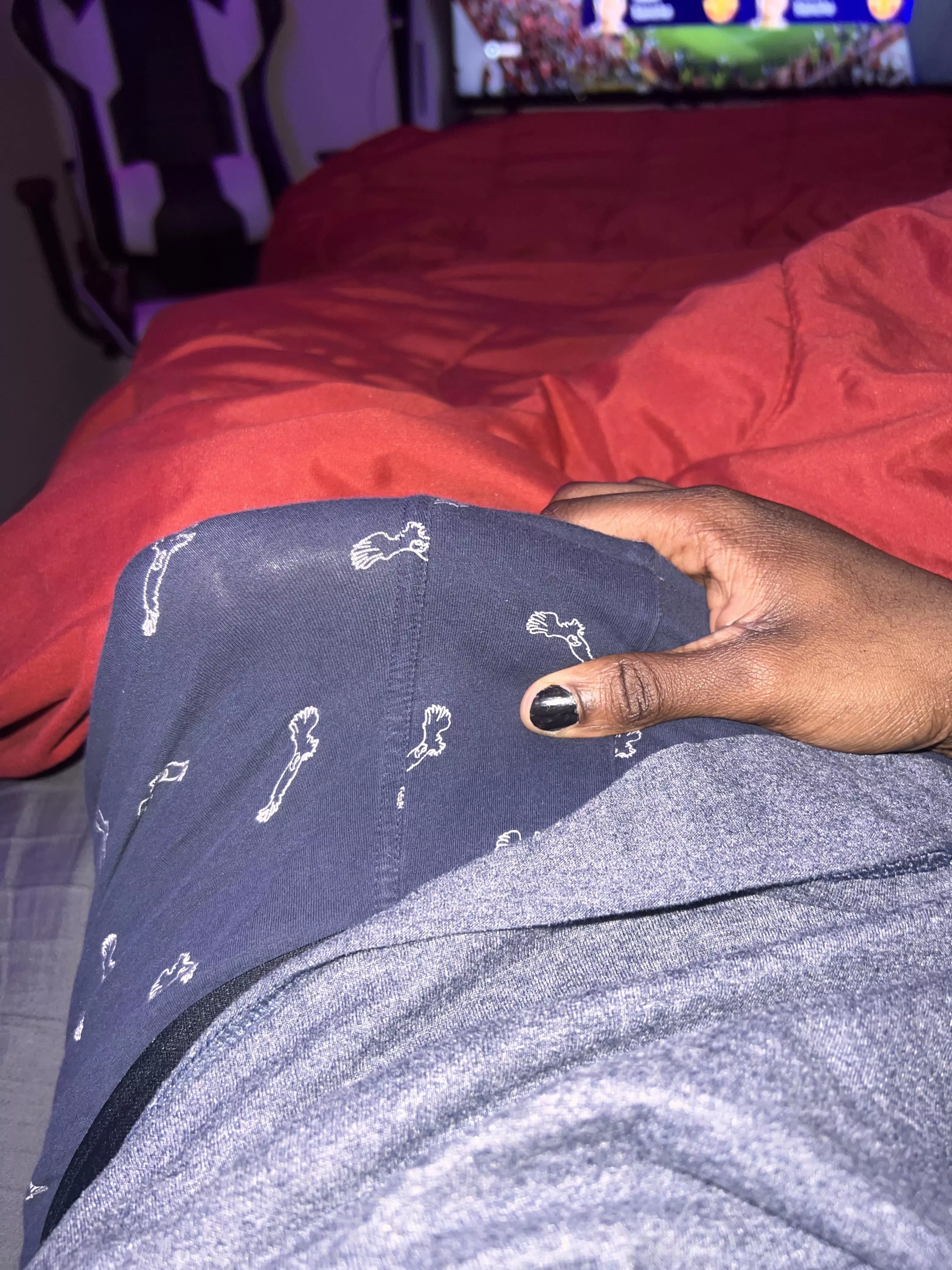 hard to contain posted by sexispainful