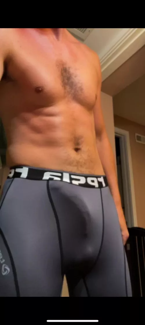 Hard to hide by jonnybackbone