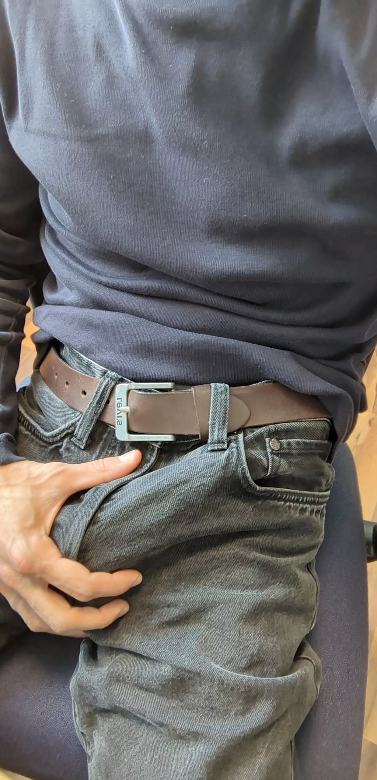 Hardly contained at all posted by onlyloversleft-alive