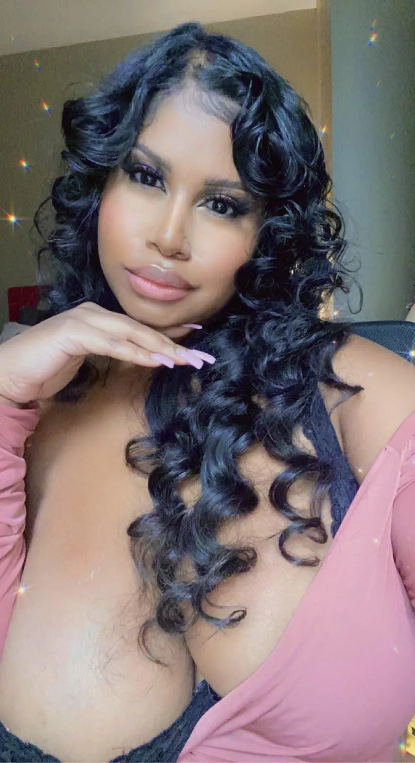 Have a fantastic Monday and week ahead :) posted by serveyourqueen